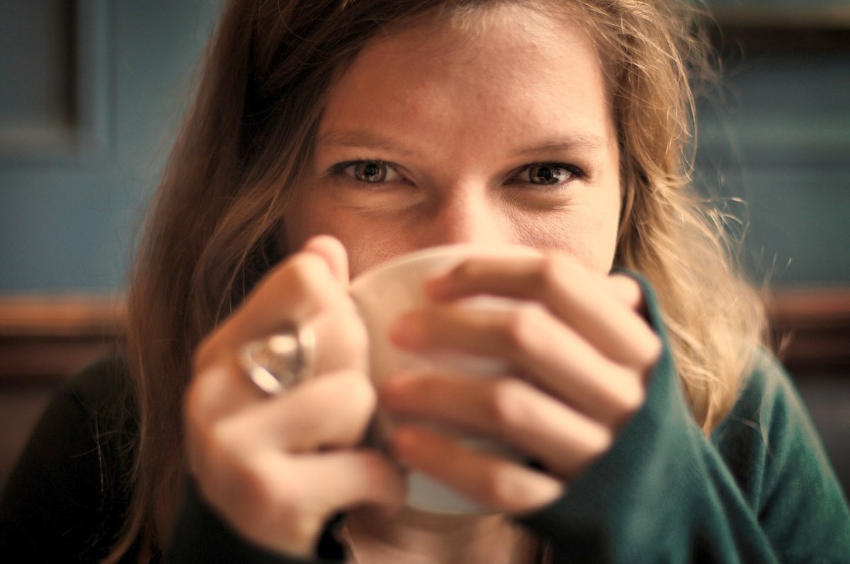 woman drinking coffee
